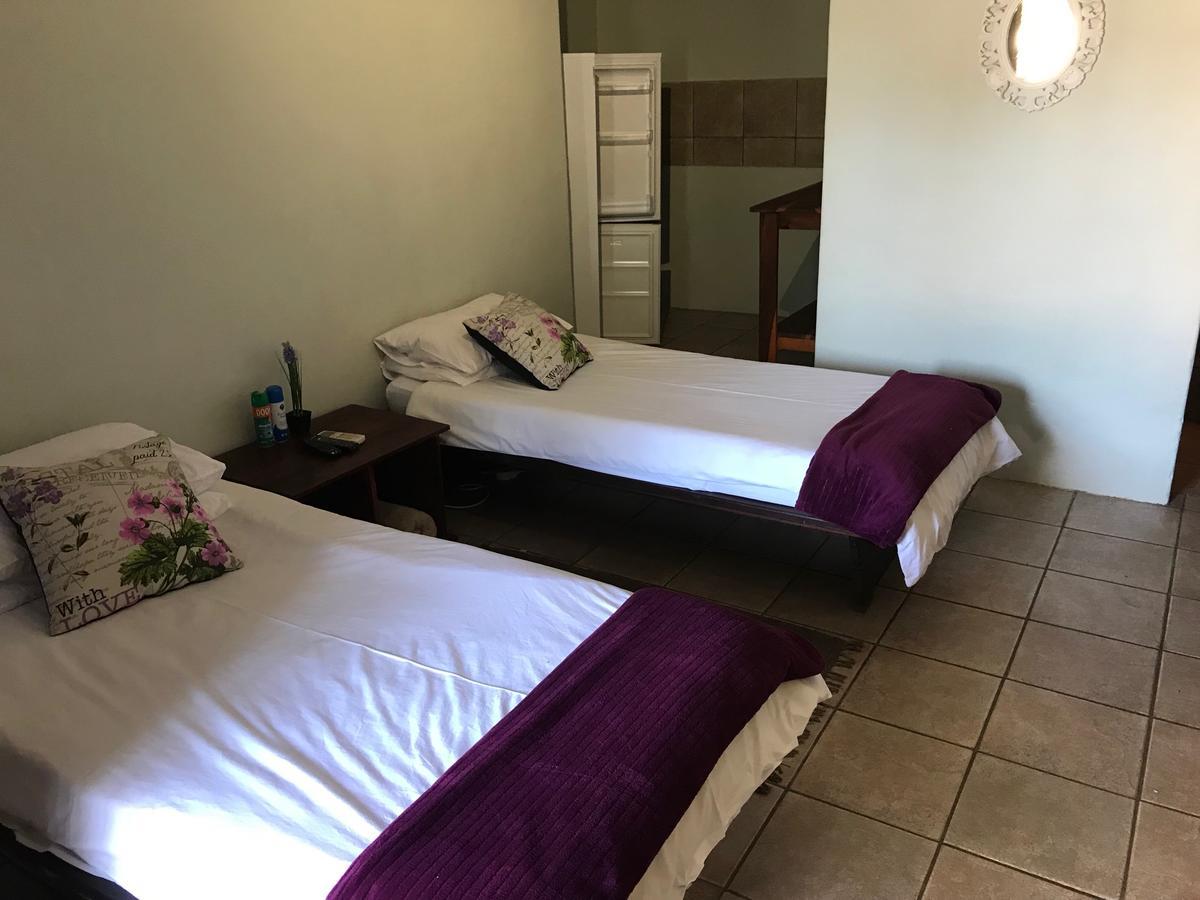 Kololo Guesthouse Katima Mulilo ภายนอก รูปภาพ